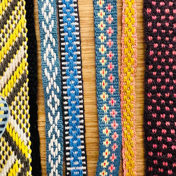 LARGE RIBBON WEAVE